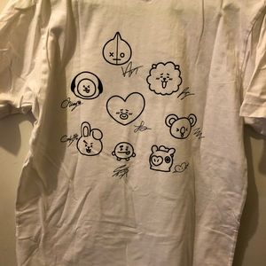 Uniqlo BT21 T-Shirt